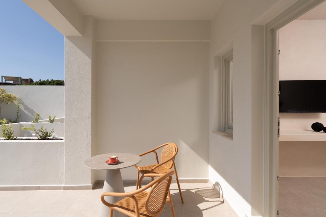 Acanthus Oia-Private Hot Tub Suites Экстерьер фото
